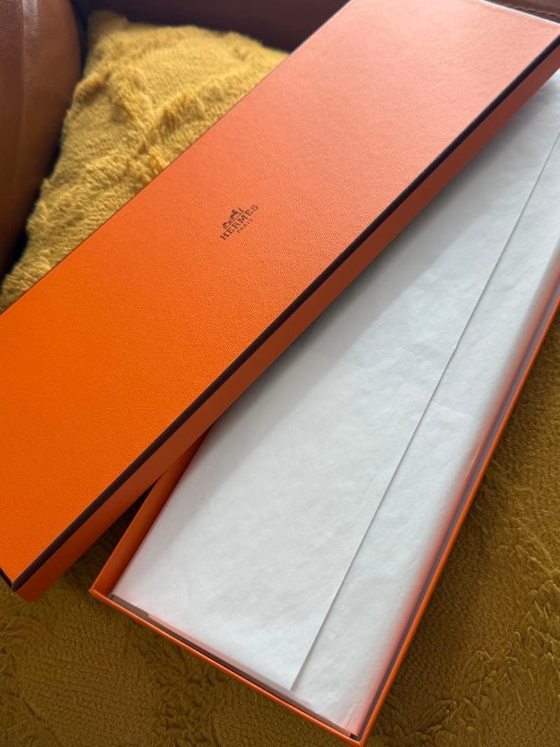 新品未使用 外箱付 HERMES グレー 幾何学模様 ネクタイ エルメス