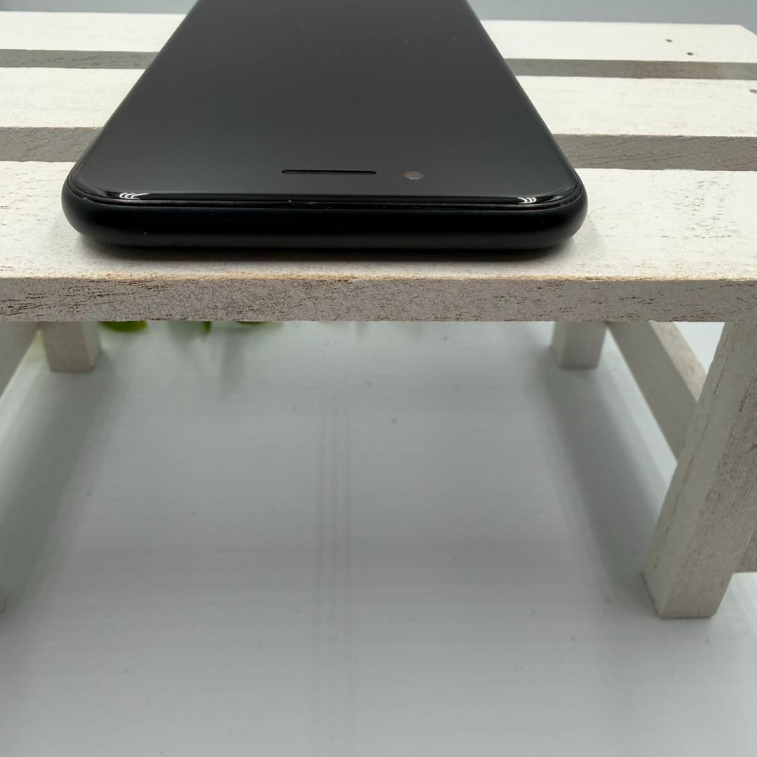 【美品】iPhone SE第3世代 64GB ミッドナイト 389