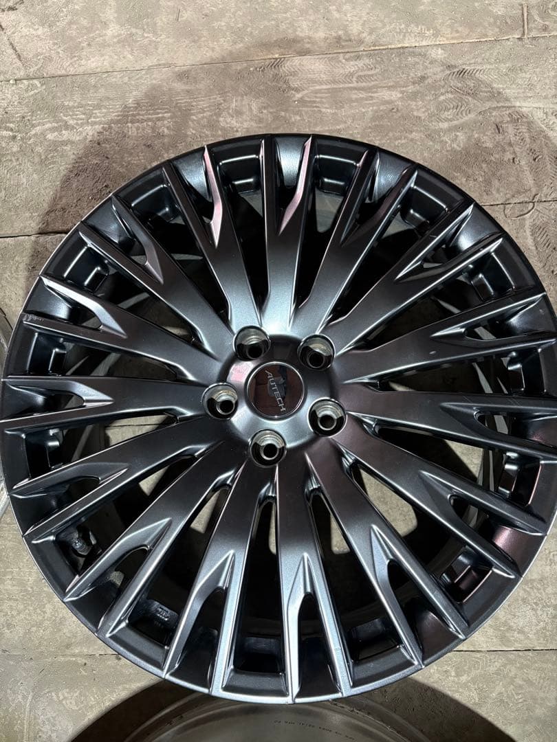 日産AUTECH20インチアルミ