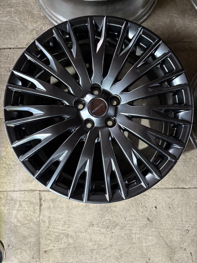 日産AUTECH20インチアルミ