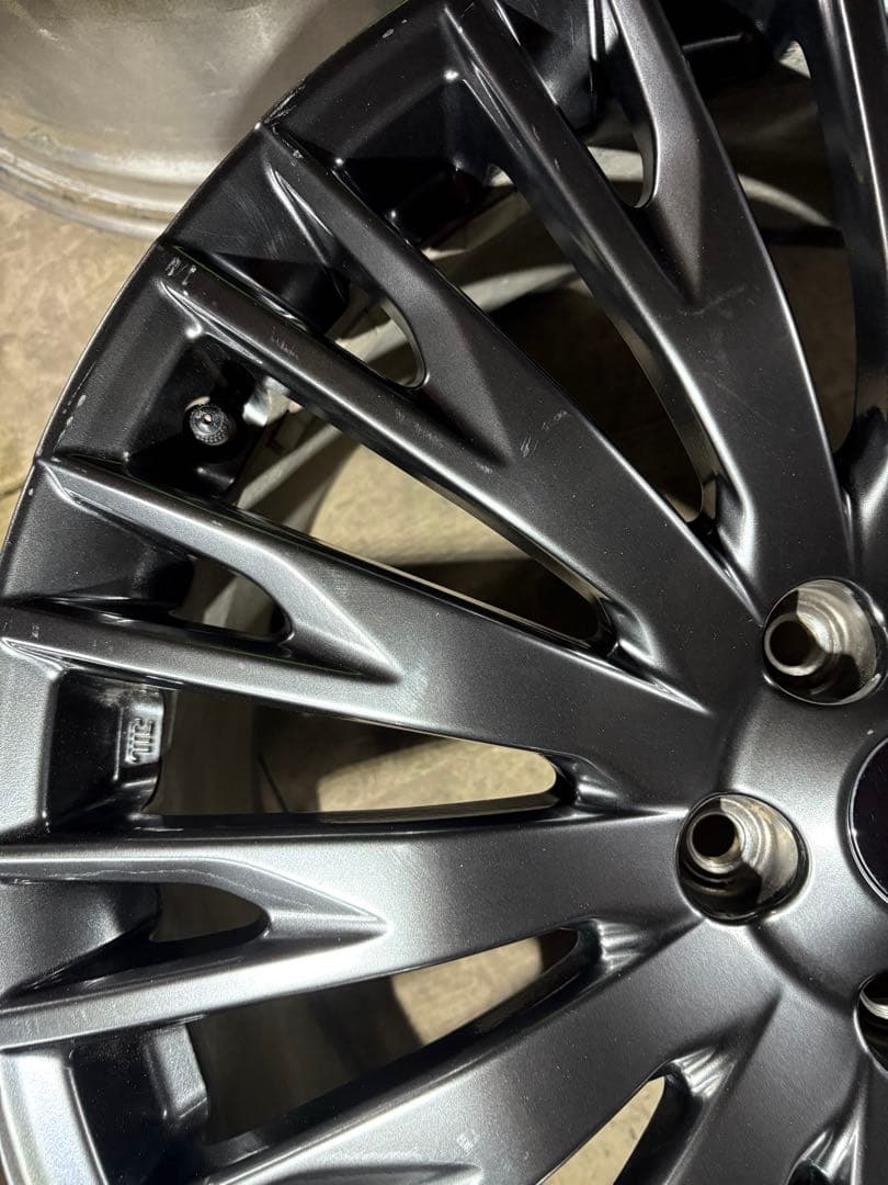 日産AUTECH20インチアルミ