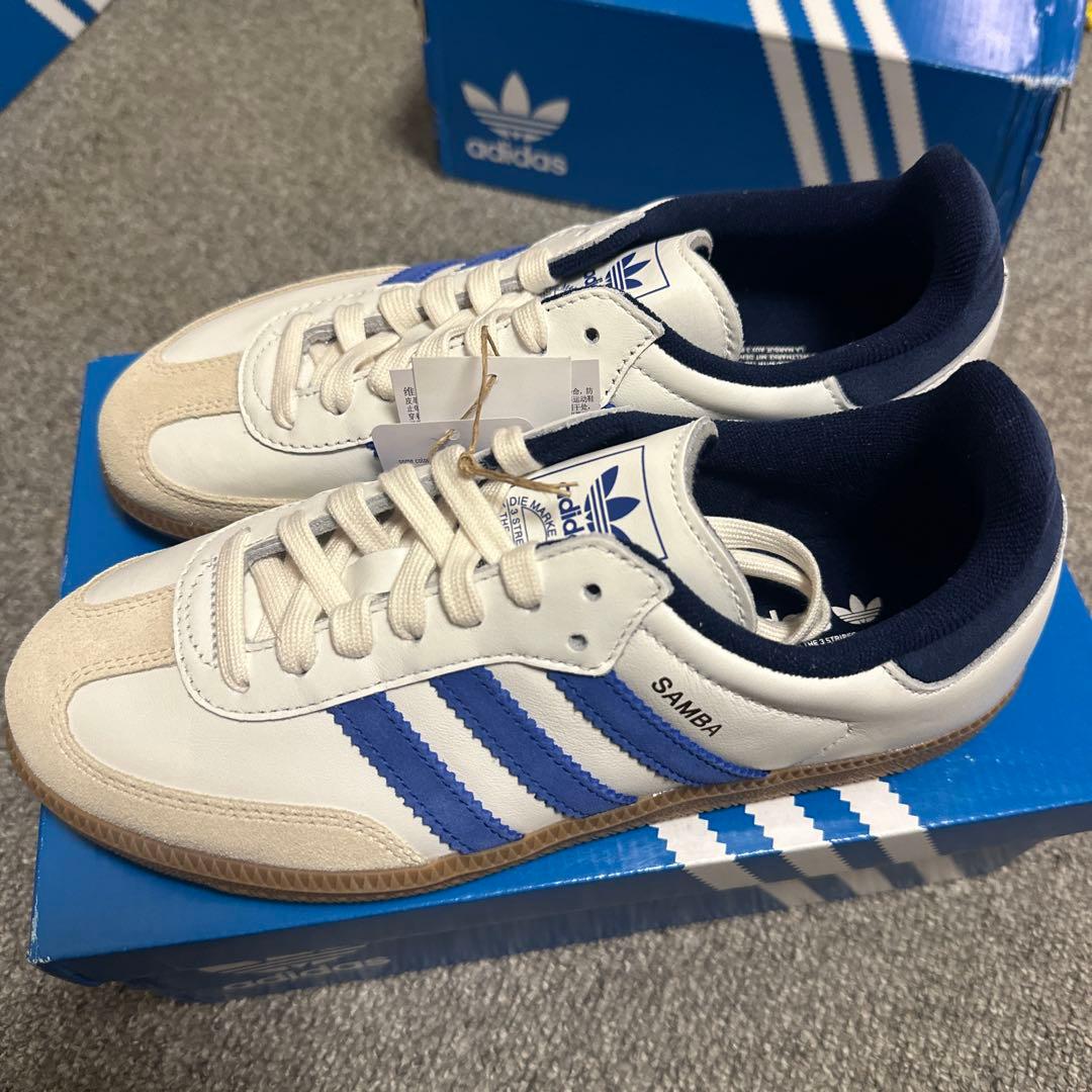 カ*ン様 adidas Samba OG ホワイト/ロイヤルブルー 23.5