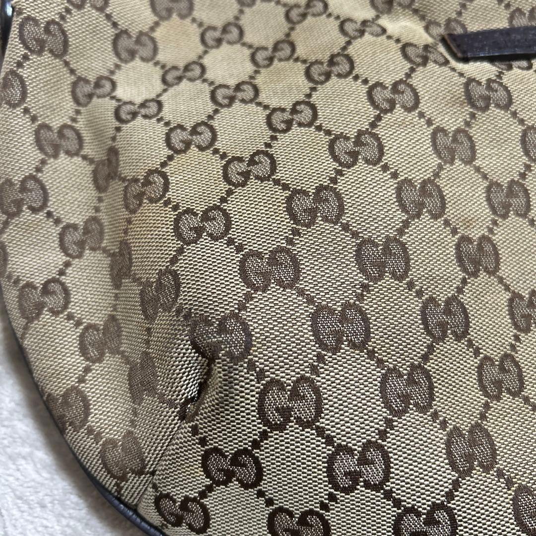 GUCCI シェリーライン　ハーフムーン　ショルダーバッグ181092