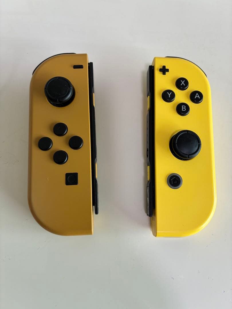 Nintendo Switch 本体　ピカブイ限定品