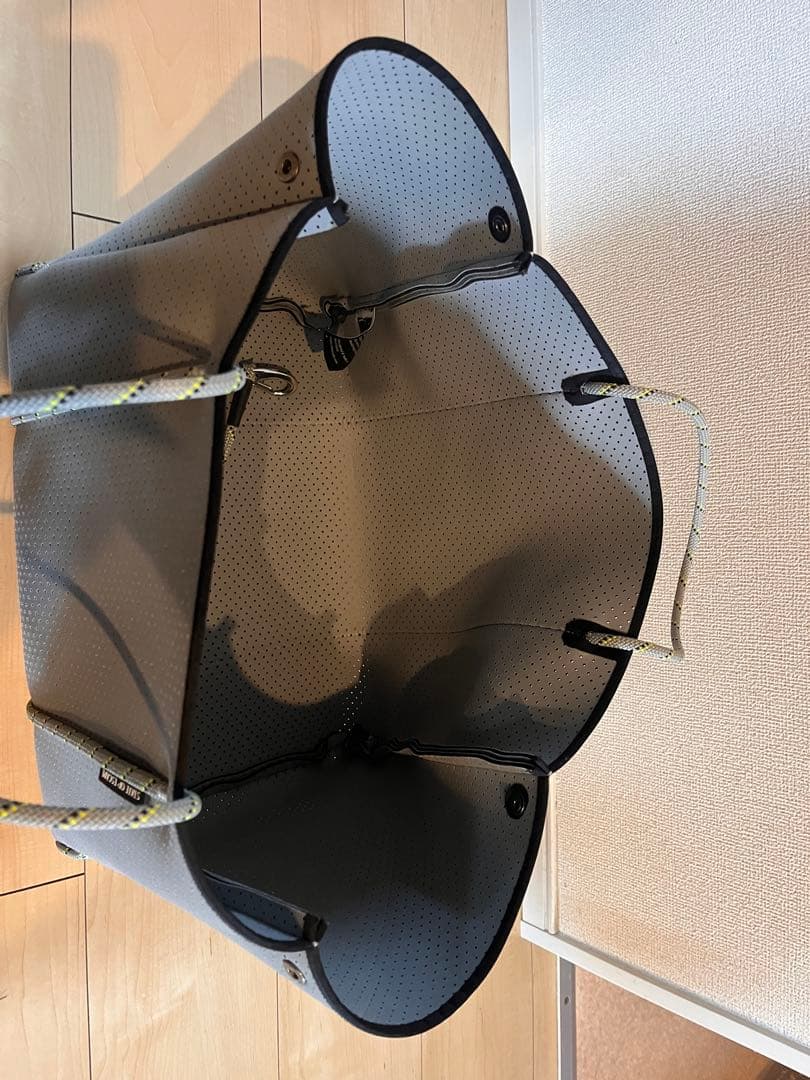 バッグ STATE OF ESCAPE