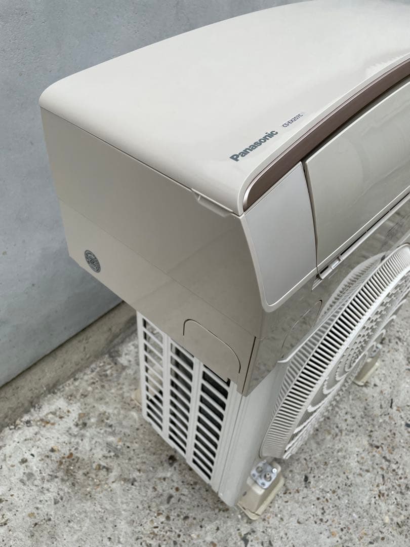 割と綺麗　Panasonic 8畳用エアコン　CS-EX257C
