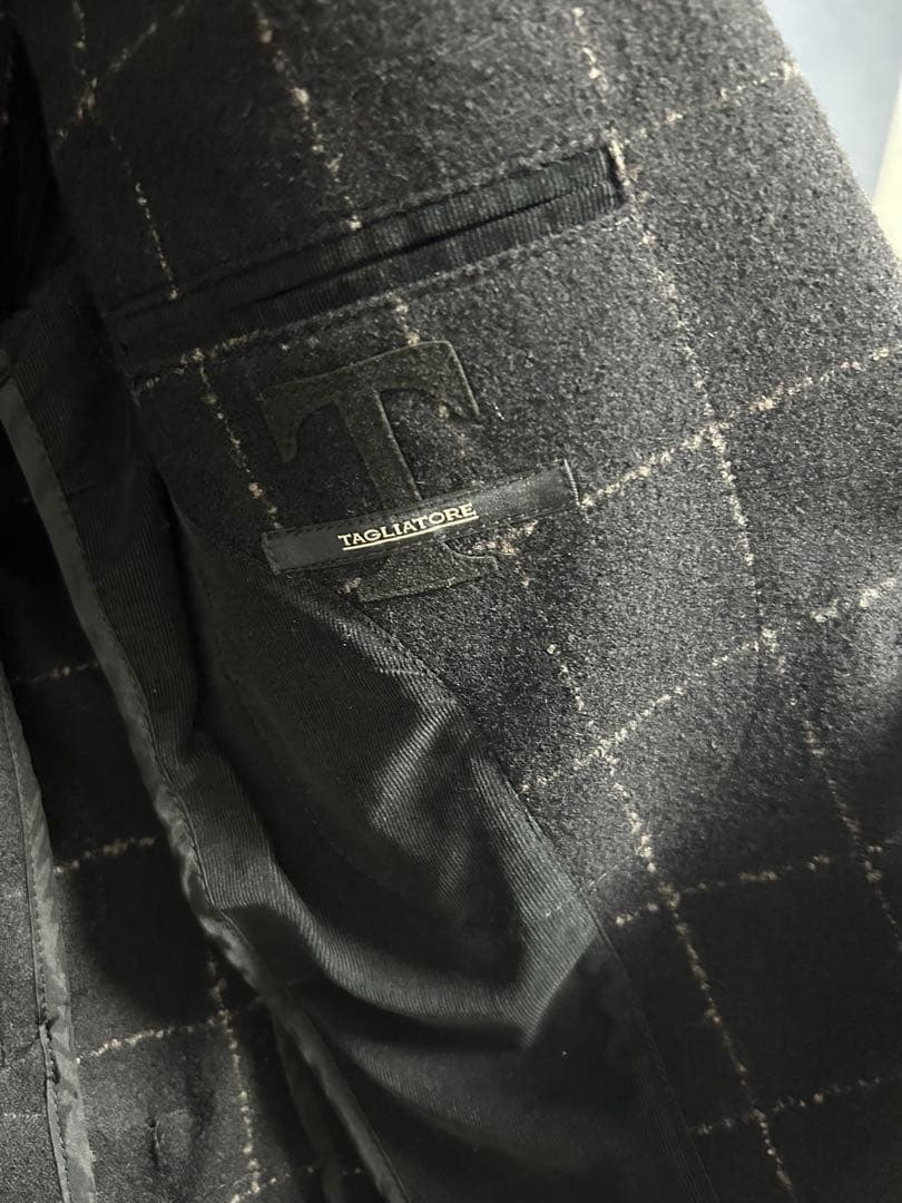 TAGLIATORE グレー チェック柄 テーラードジャケット　サイズ46