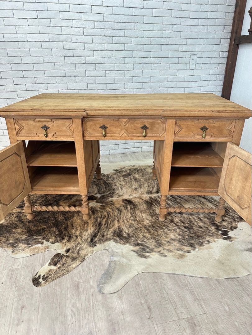 【チャーリー 】1960年　ベルギー　ビンテージ デスク 机 作業台