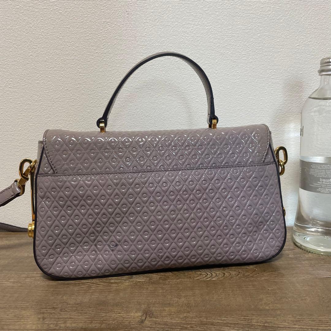 ■ TOD'S（トッズ） 良品 / レザー/ハンドバッグ/ グレー系