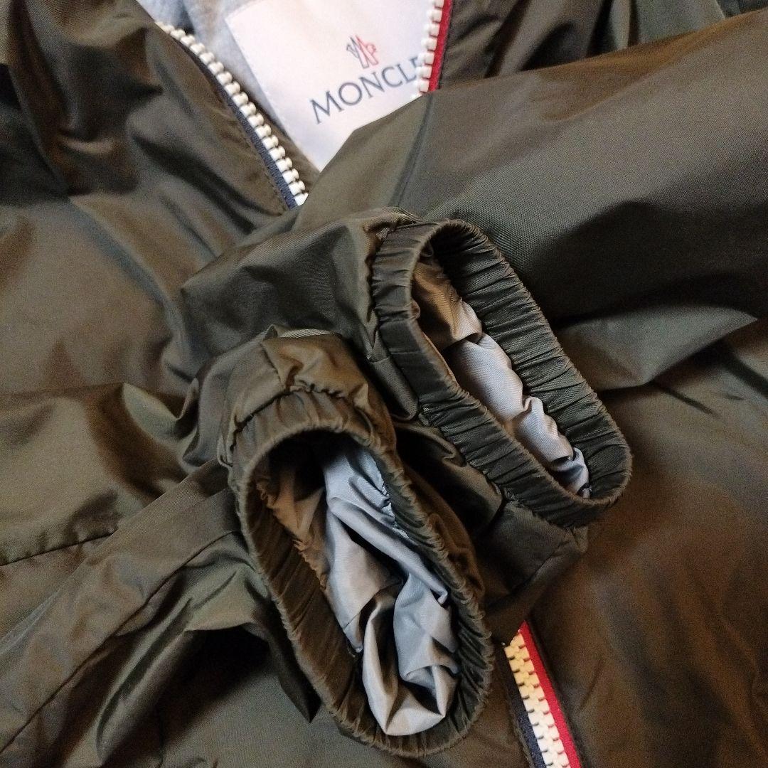 モンクレール　キッズ130 ナイロン　パーカー　ブルゾン