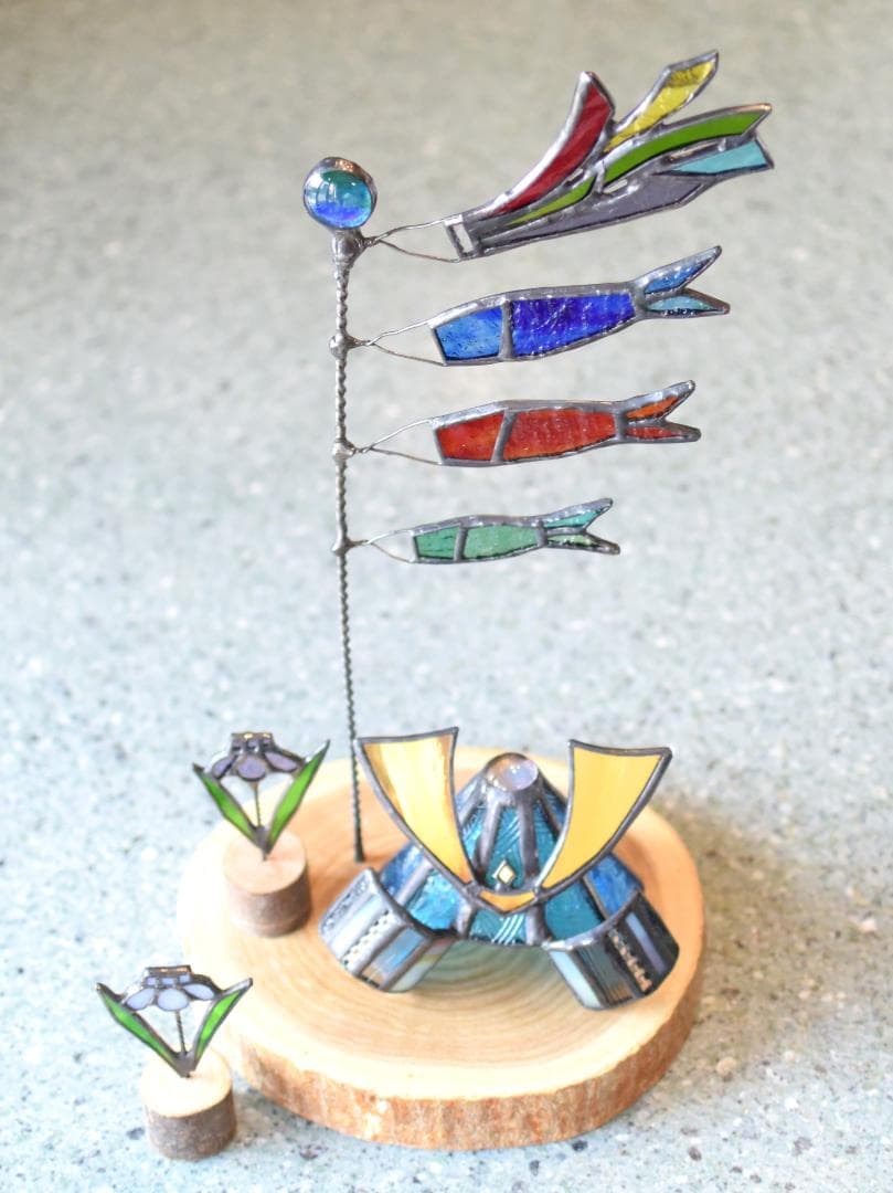 ステンドグラスの鯉のぼりと菖蒲とミニ兜(子供の日2点セット・KOI21)