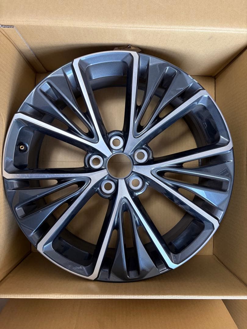 60プリウス19インチ ホイール４本