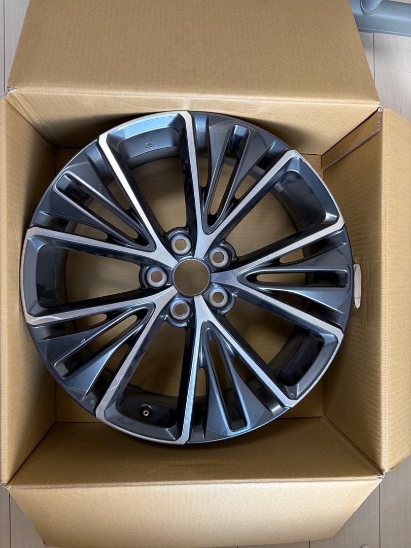 60プリウス19インチ ホイール４本