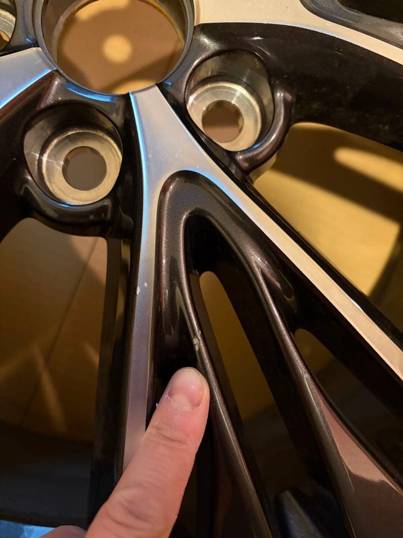 60プリウス19インチ ホイール４本