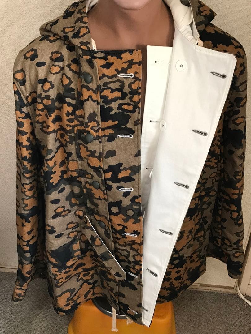 【精密複製】WWⅡドイツ軍／冬季用迷彩ジャケット(リバーシブル)