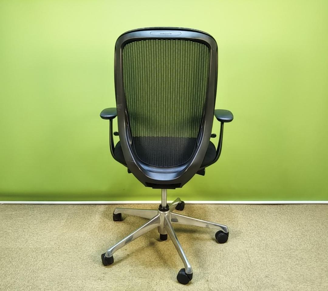 Dust EJK　ao オカムラ　シルフィーチェア　2017年　ハイバック