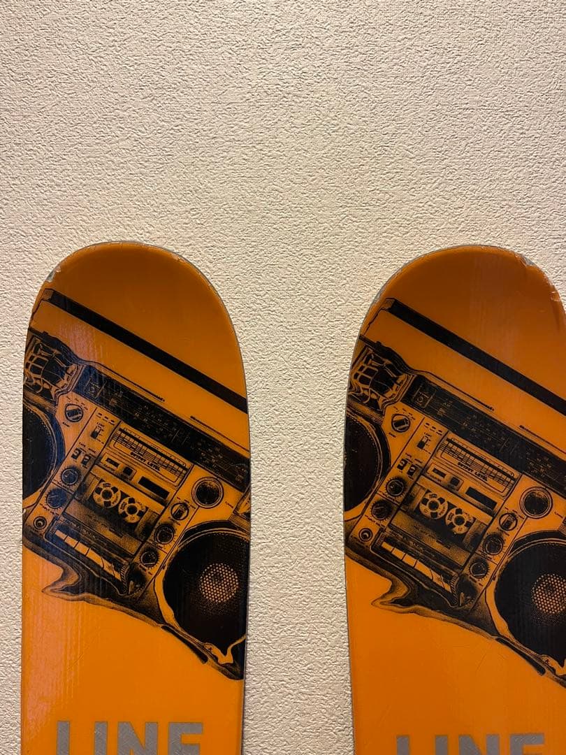 ナマケモノ　LINE スキー板　Marker Squire11