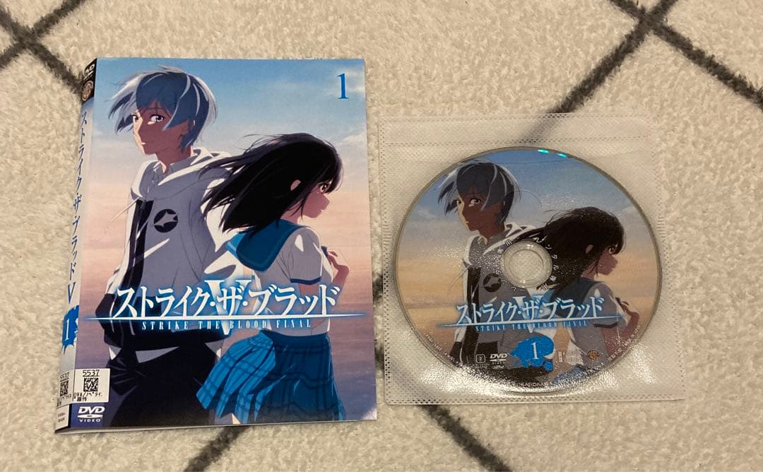 ストライク・ザ・ブラッド　 DVD 1期〜5期　全巻セット　アニメ　レンタル落ち