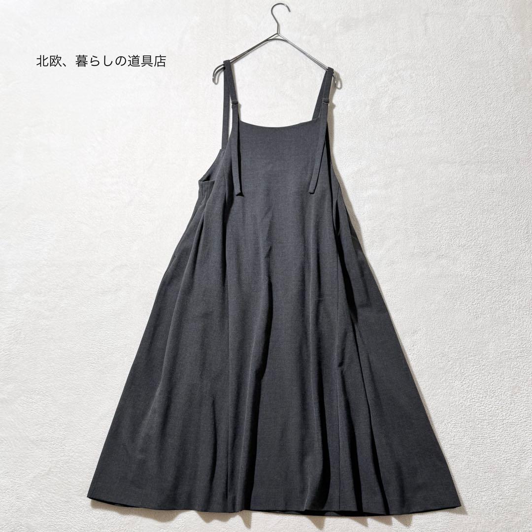 北欧、暮らしの道具店　サイドタックのサロペットスカート　キャミワンピース　グレー