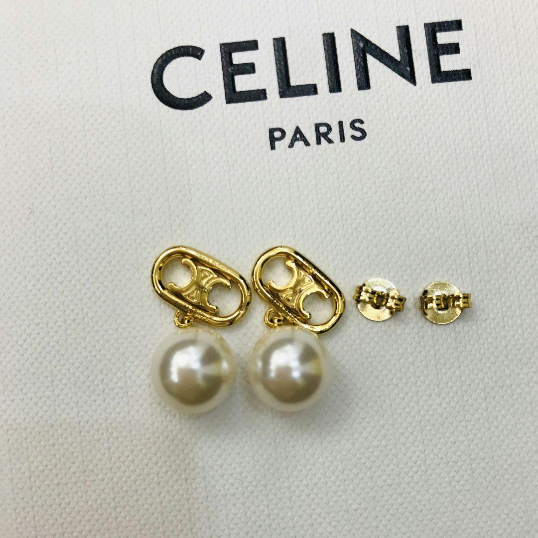 セリーヌ　ピアス　パール