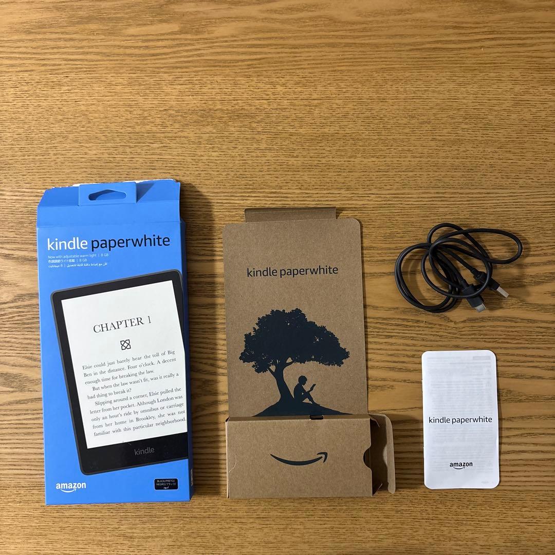Kindle Paperwhite 第11世代 8GB(純正カバー ケーブル付)