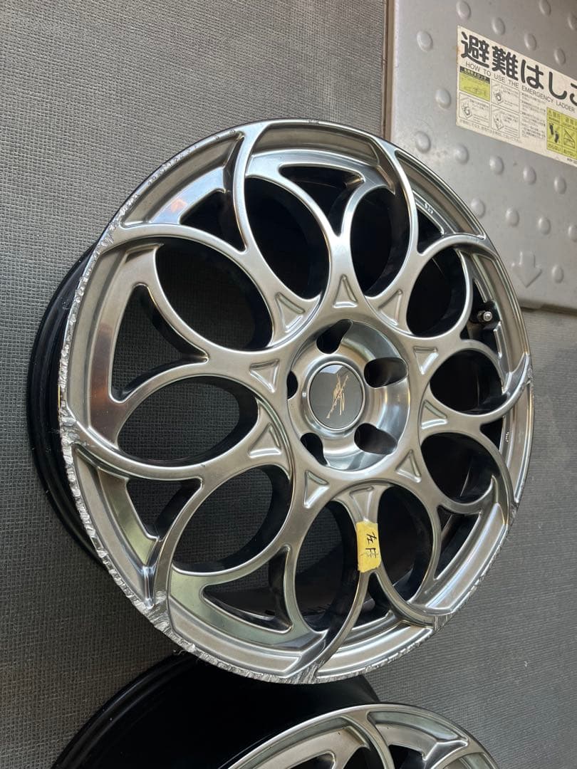 【値下】ken okuyama アルファロメオ ジュリエッタ 18インチホイール