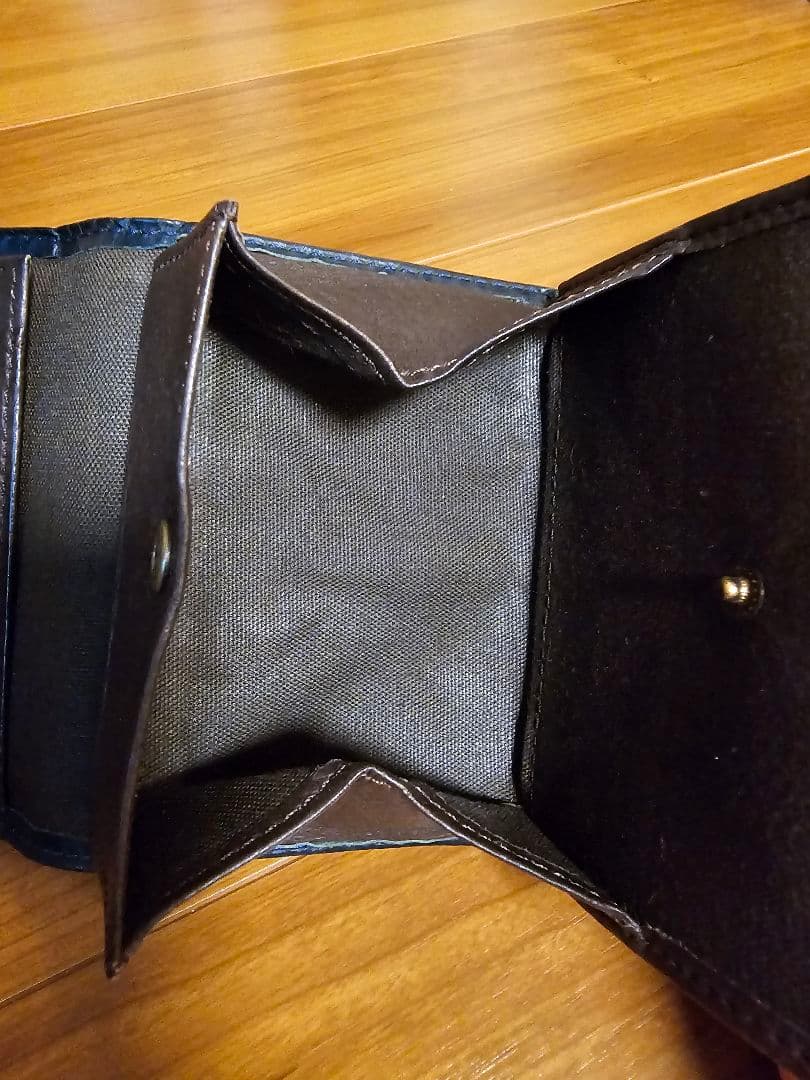 M＋エムピウ millefoglie2 p25 二つ折り財布 ブルー