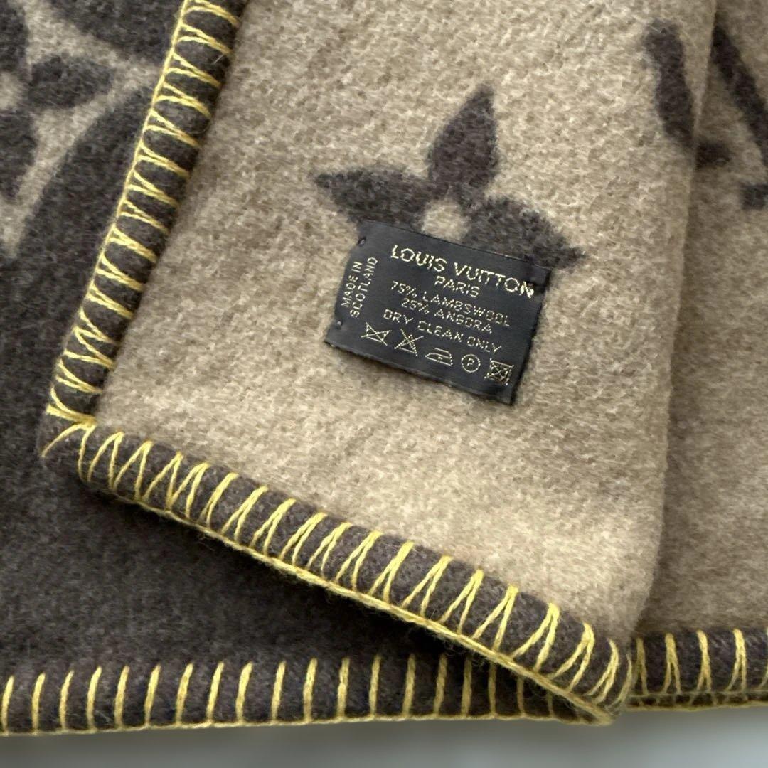 LOUIS VUITTON【ルイヴィトン】モノグラム リバーシブル✨ブランケット