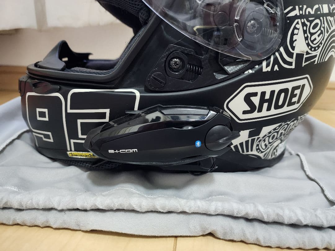 ショウエイヘルメットZ-7 B+COM 6X付属