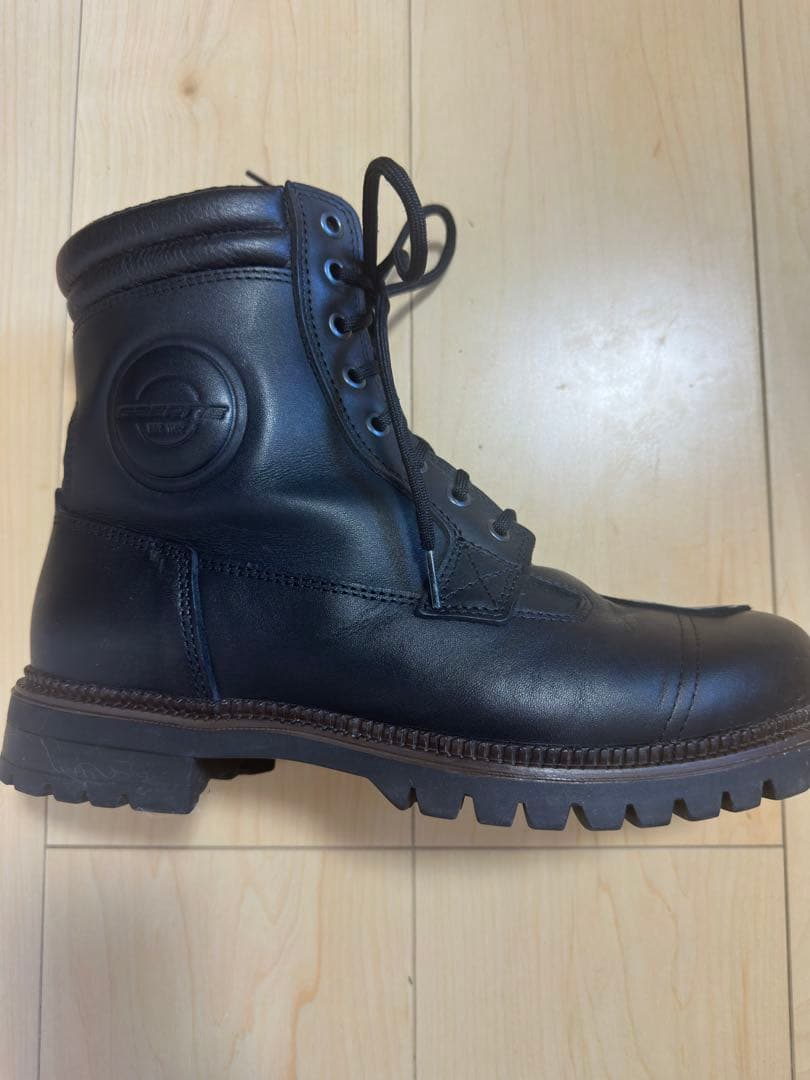 ガエルネ　Gストーンゴアテックス　26センチ