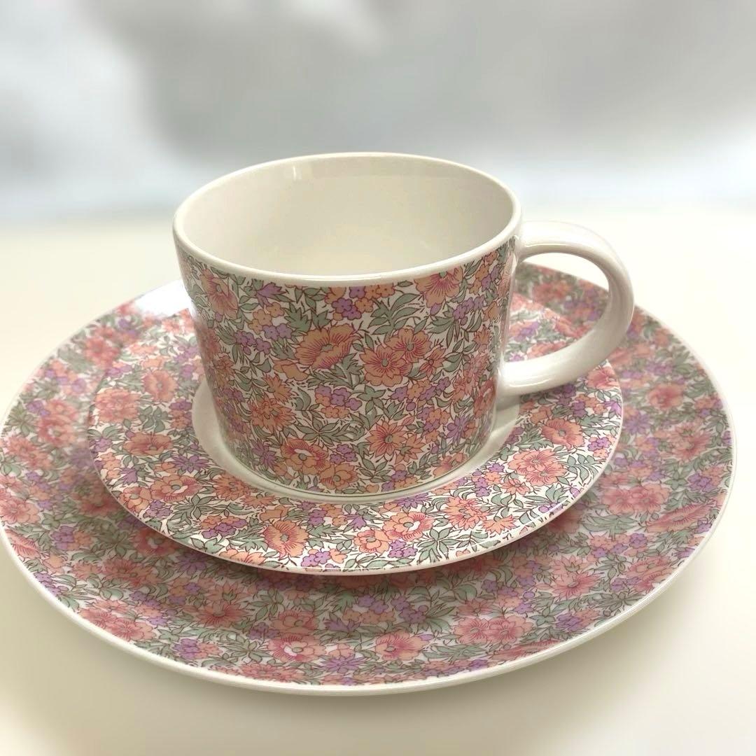 リバティプリント ティーセット アフタヌーンティー カップ ソーサー プレート