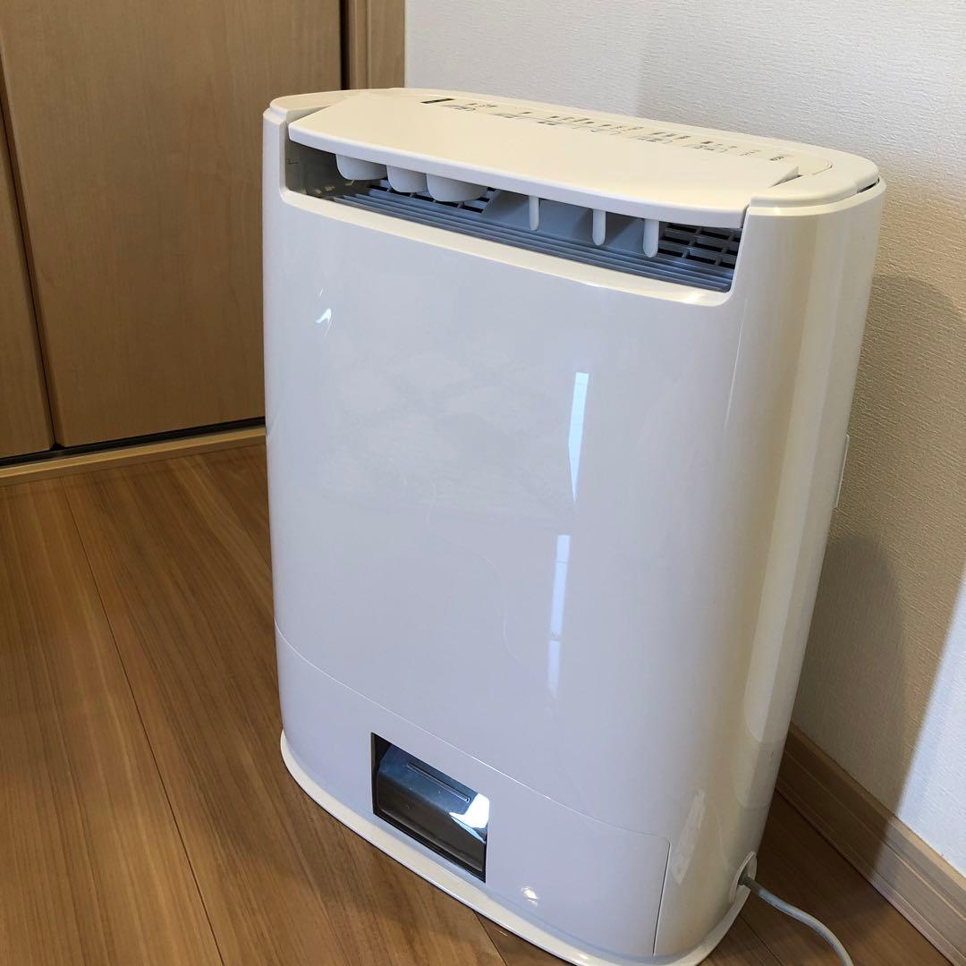 2023年製　パナソニック　F-YZUX60 衣類乾燥除湿機