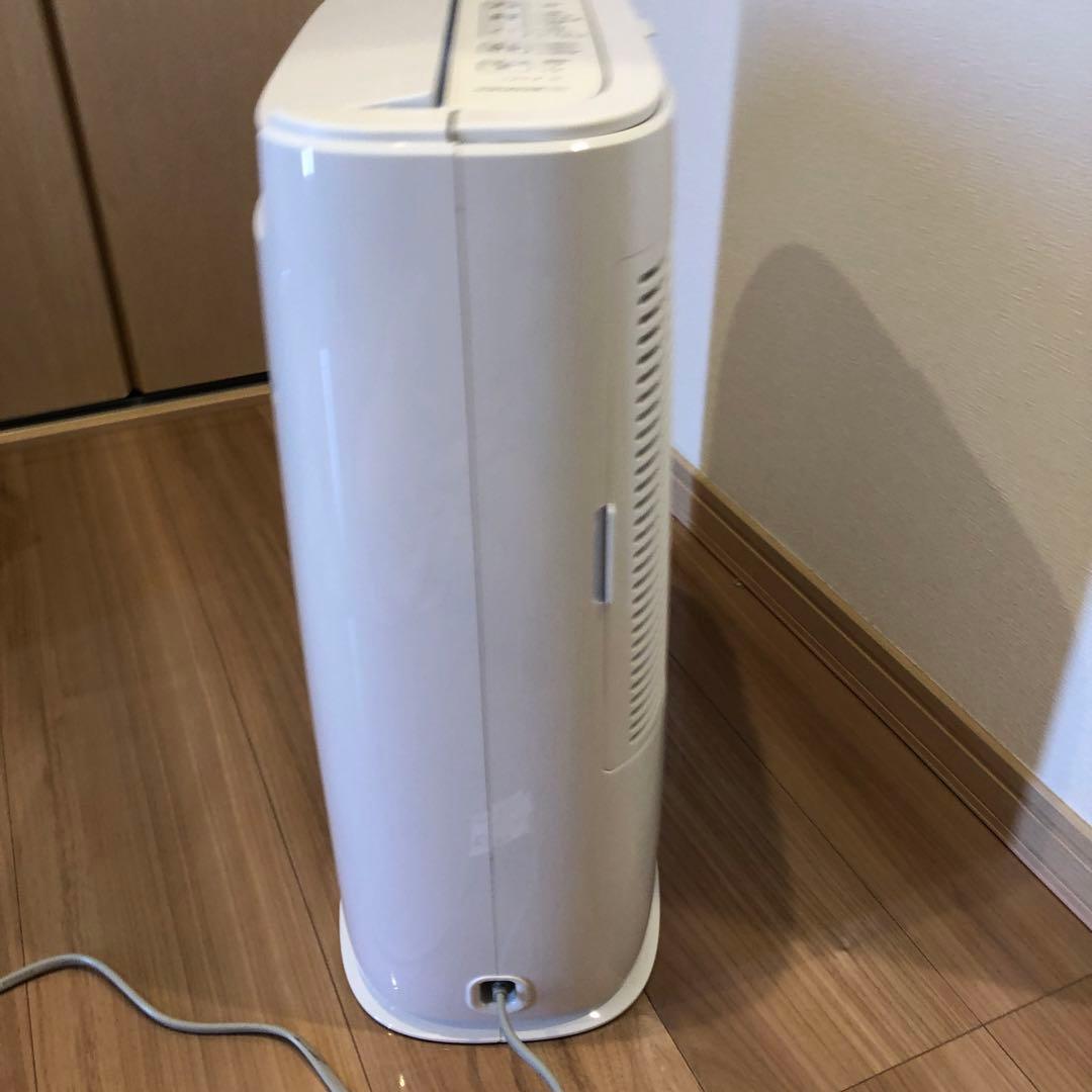 2023年製　パナソニック　F-YZUX60 衣類乾燥除湿機