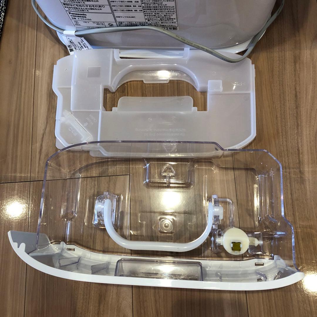 2023年製　パナソニック　F-YZUX60 衣類乾燥除湿機