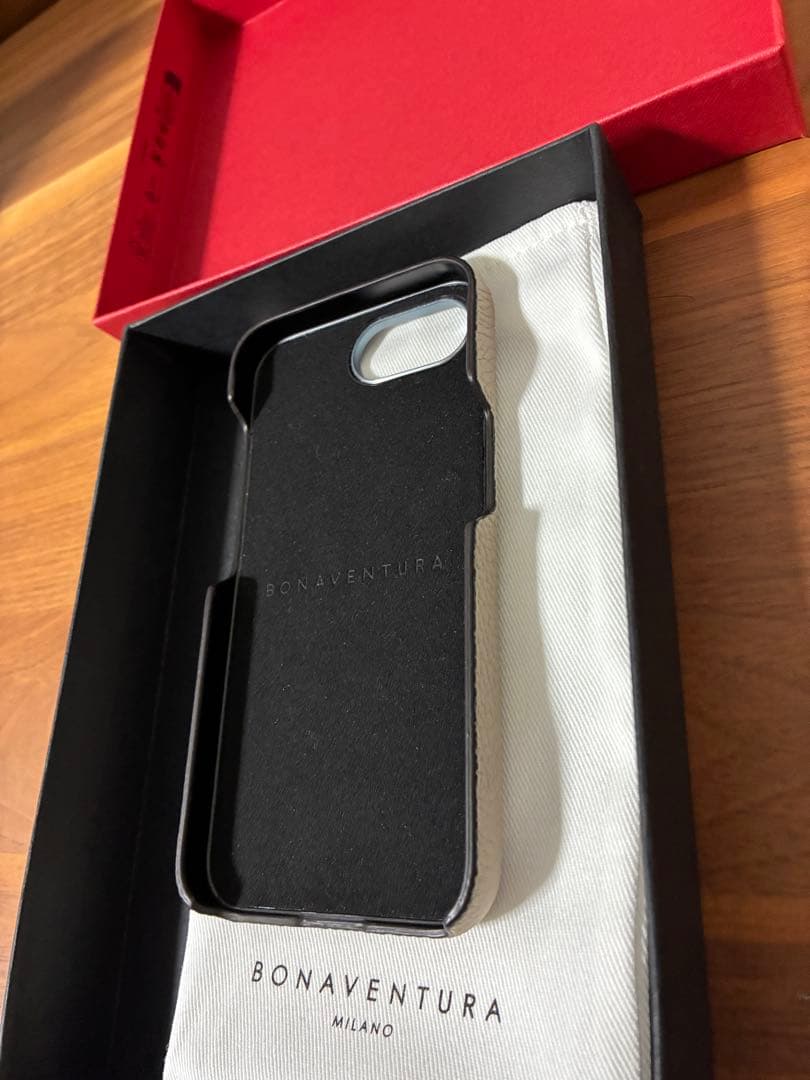 新品BONAVENTURA ボナベンチュラ レザーケース iPhone 16e