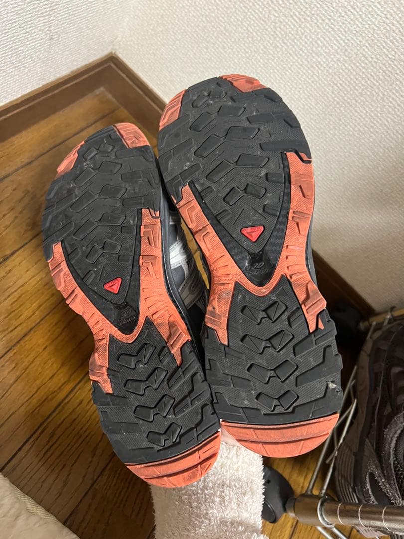 Salomon トレイルランニングシューズ24.5cm