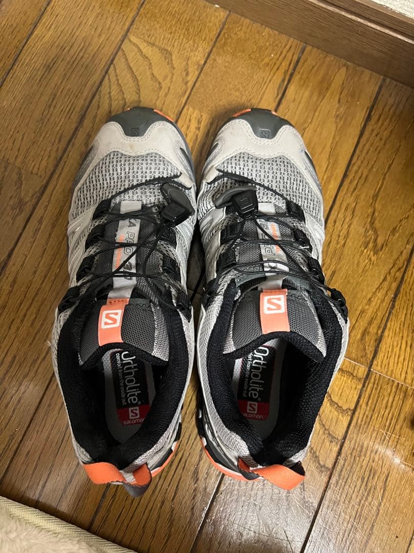 Salomon トレイルランニングシューズ24.5cm