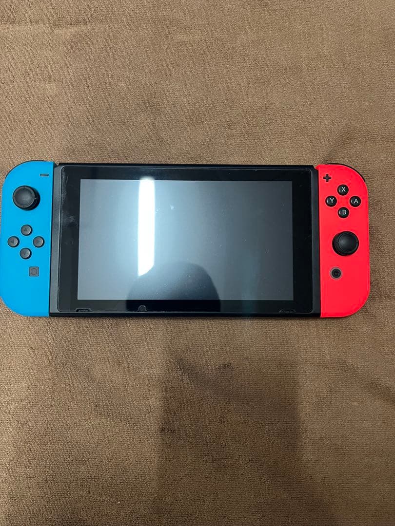 任天堂Switch ケース・充電器付き