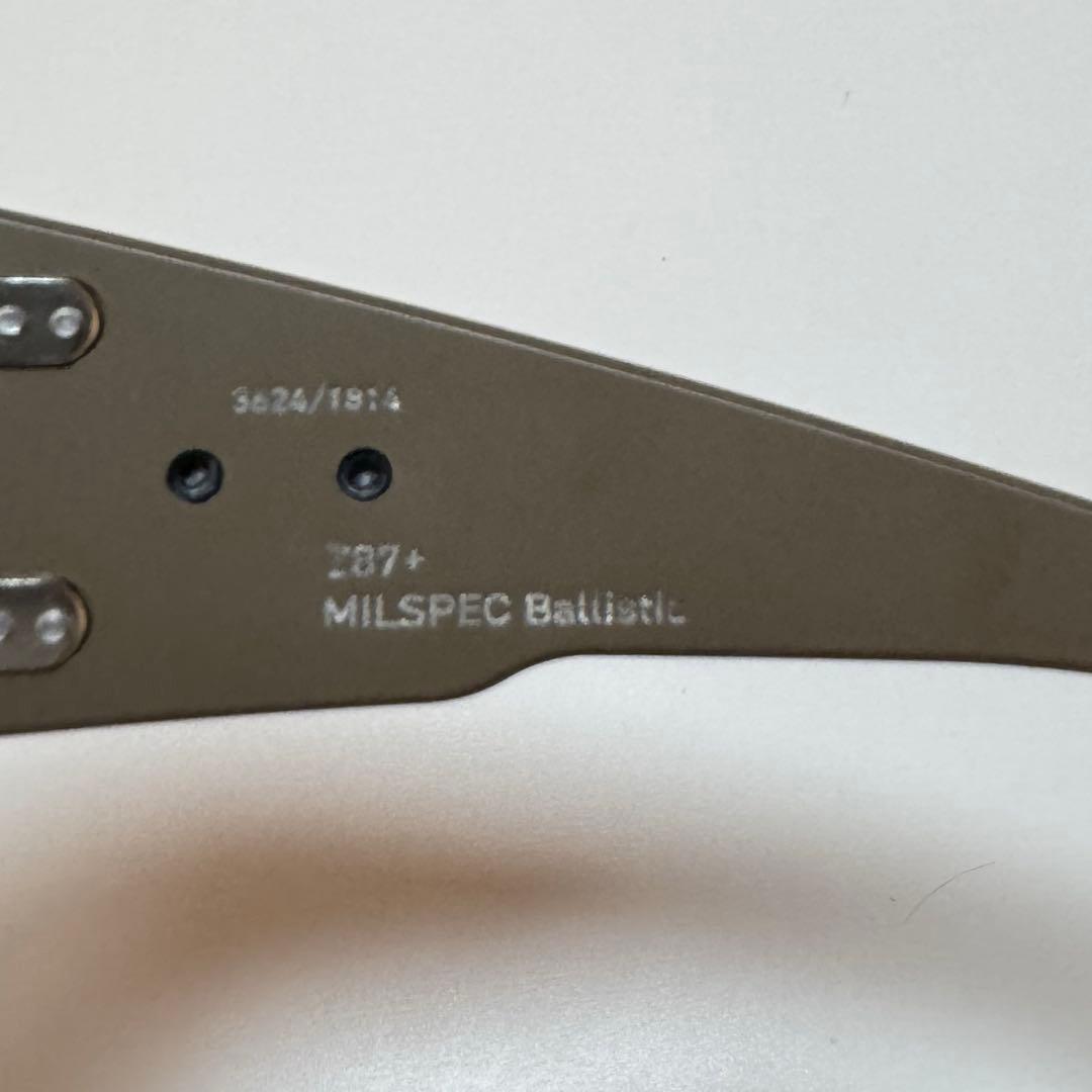 GATORZ MUGNUM サングラス　カーキ