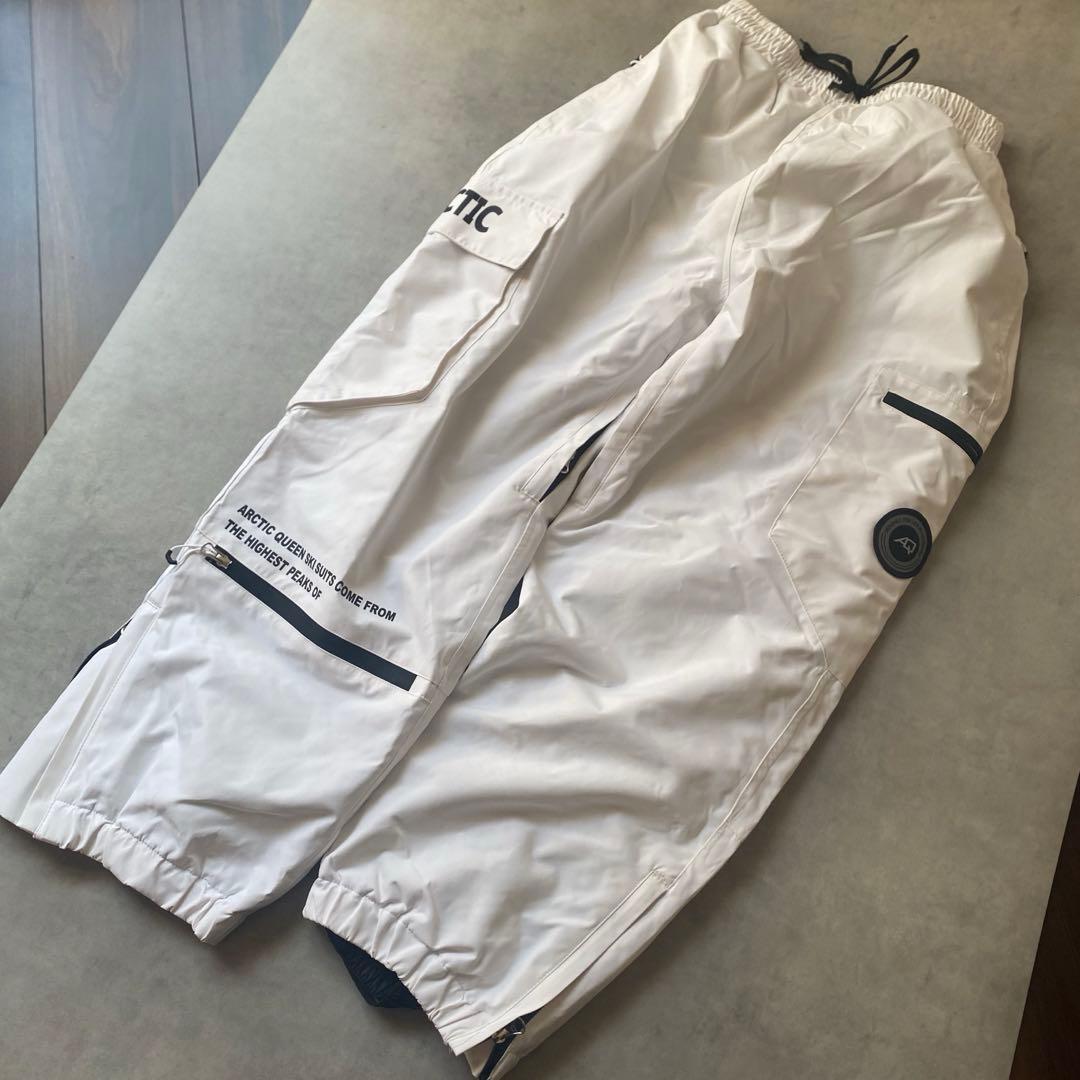 21,999円新品未使用ARCTIC QUEEN スノボ スキーウェアセットS