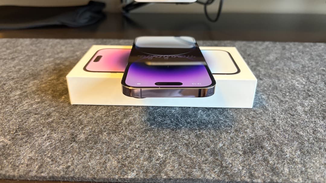 【バッテリー97%】iPhone 14 Pro ディープパープル 256GB