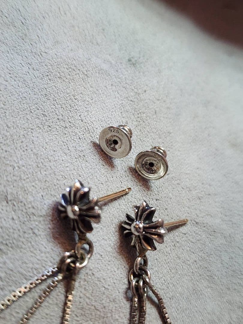 【美品】クロムハーツ CHROME HEARTS JOJO シルバーピアス 片耳