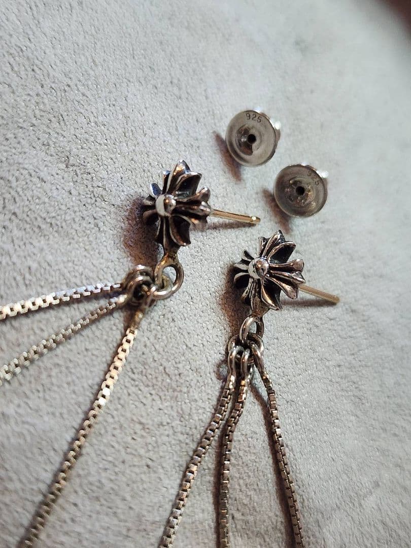 【美品】クロムハーツ CHROME HEARTS JOJO シルバーピアス 片耳