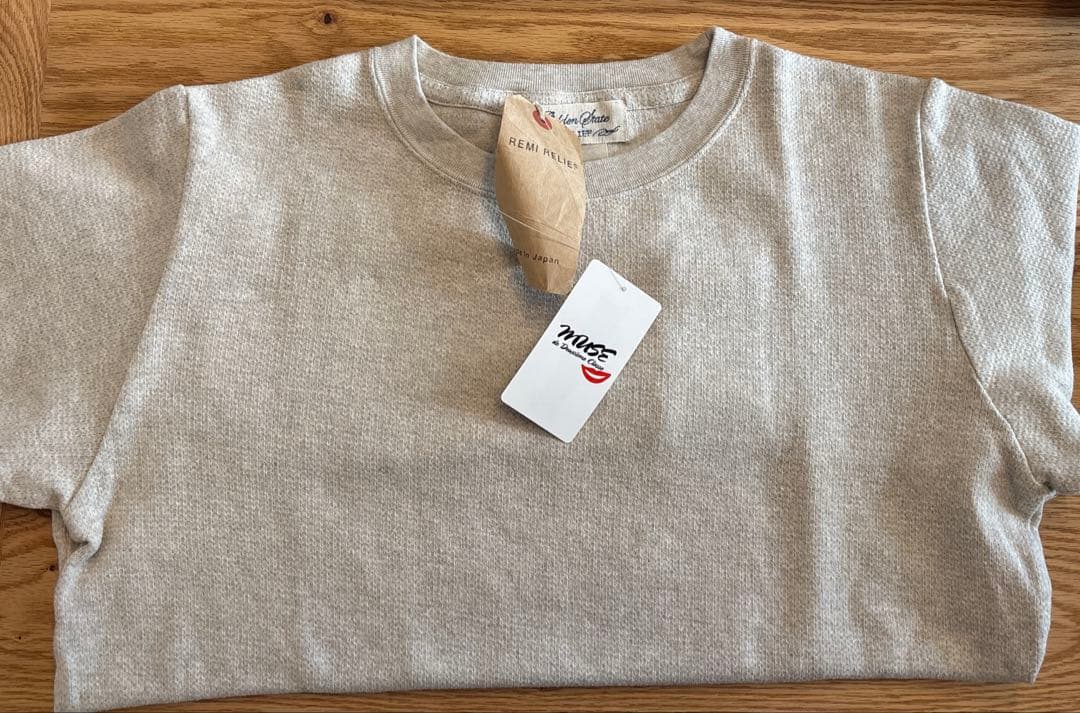 MUSE レミレリーフ　ロングスリーブTシャツ