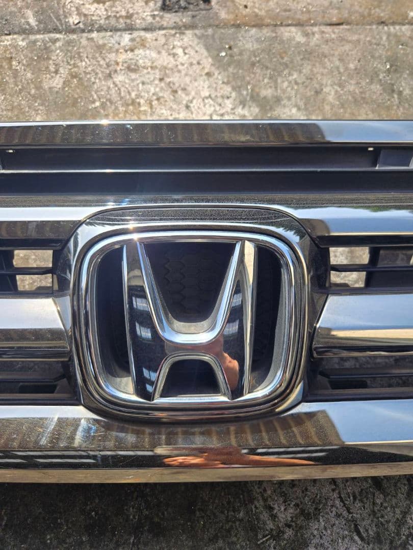 RK5　ホンダ　ステップワゴン　LEDフロントグリル　後期