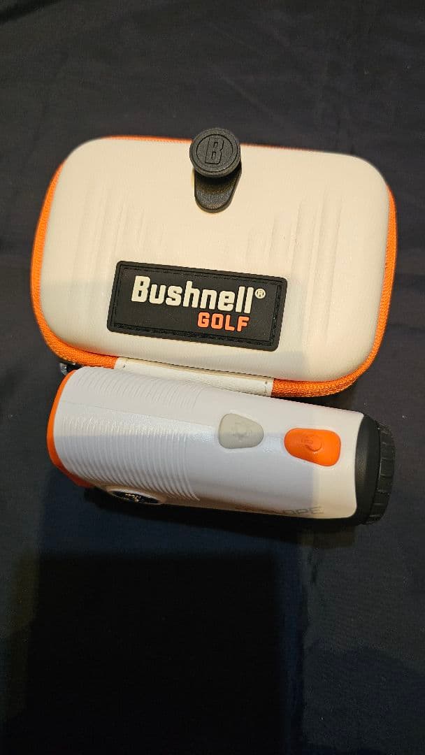 新品未使用　Bushnell ゴルフ用距離計 本体と付属品