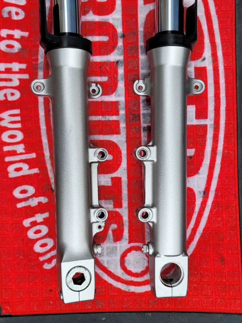 ZRX1200R 06年 ZRT20A ホワイトパール限定車 フロントフォーク