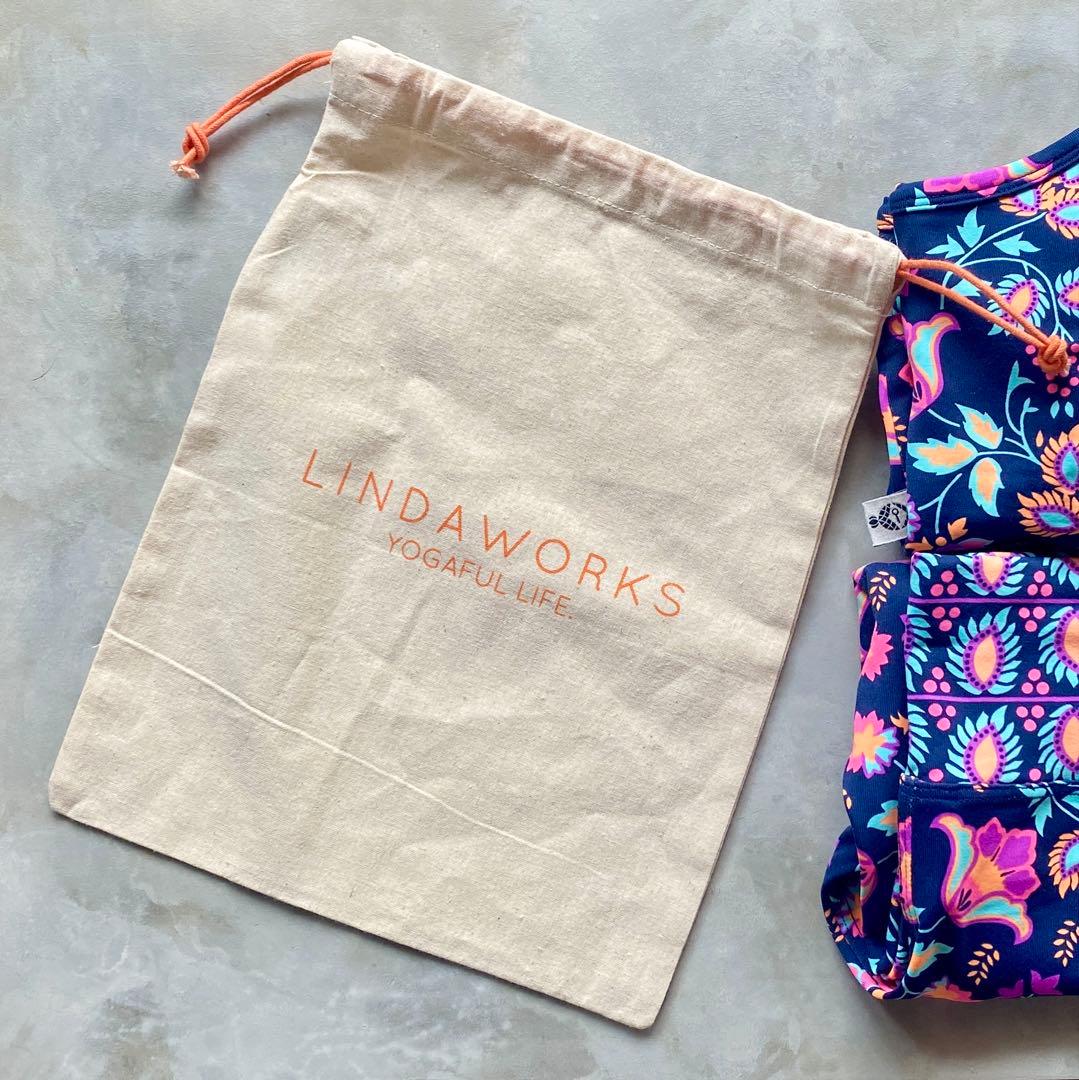 Linda Worksセットアップ ジャイプール（トップスP、レギンスM）