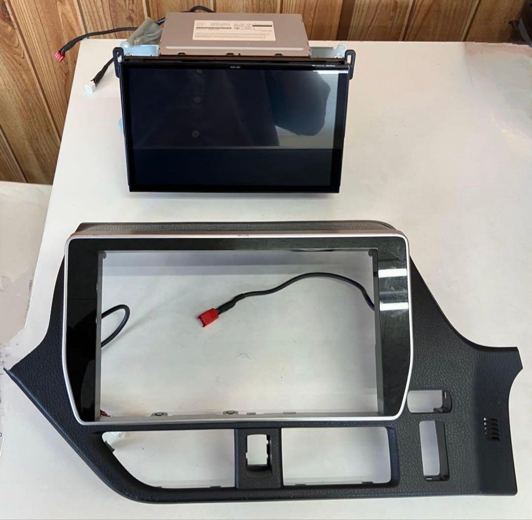 トヨタ純正ナビ 10インチ NSZN-Z68T