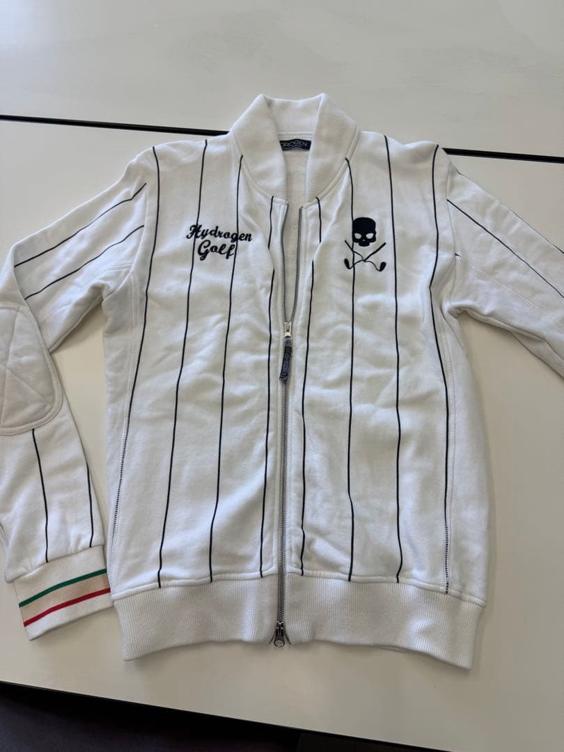 超美品　ハイドロゲン　ゴルフ　スウェット白　　　黒ストライプ　L相当